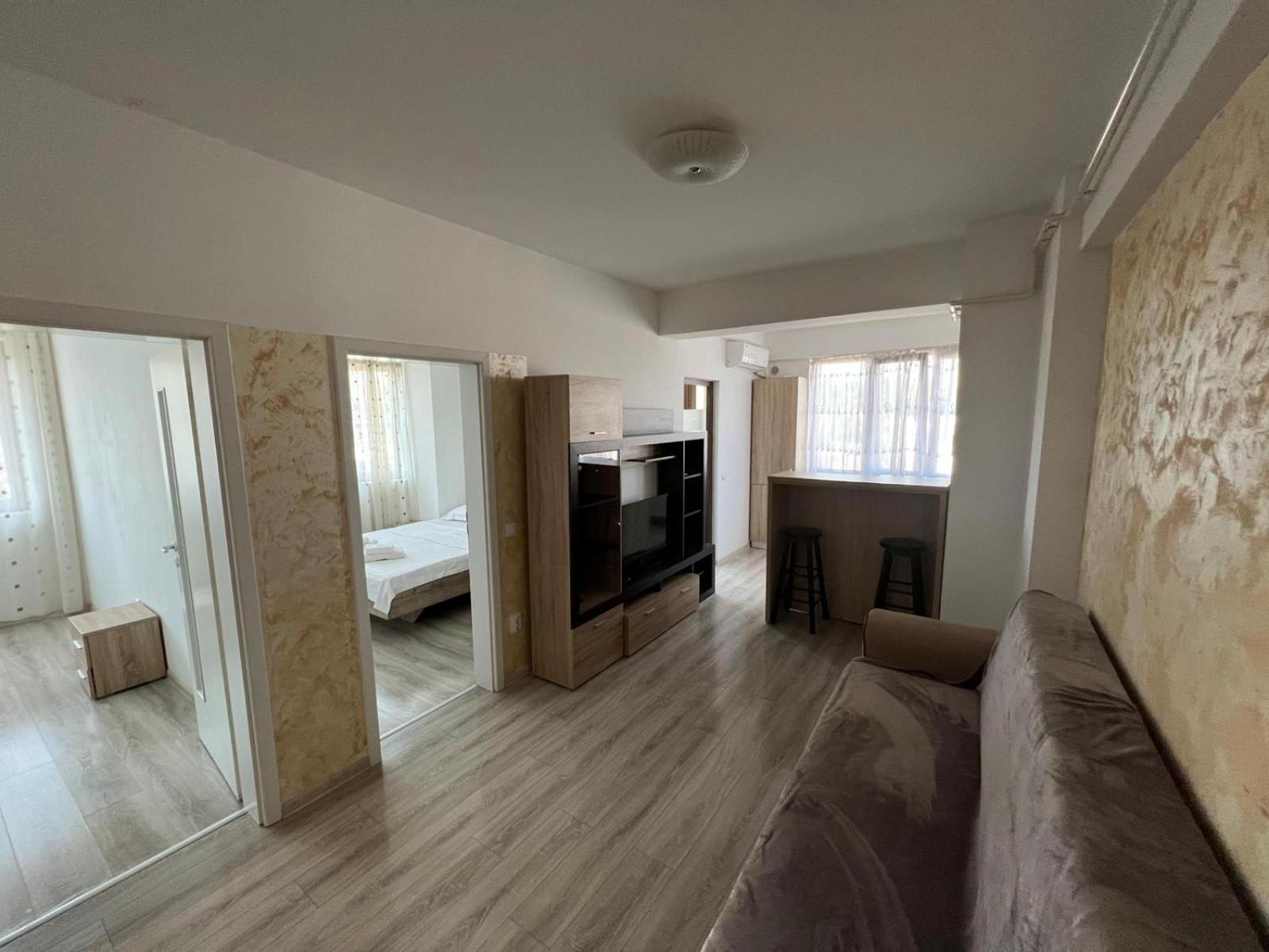 Cozy 3 Bedroom Apartments In Centre Of Iasi Palas Mall 外观 照片